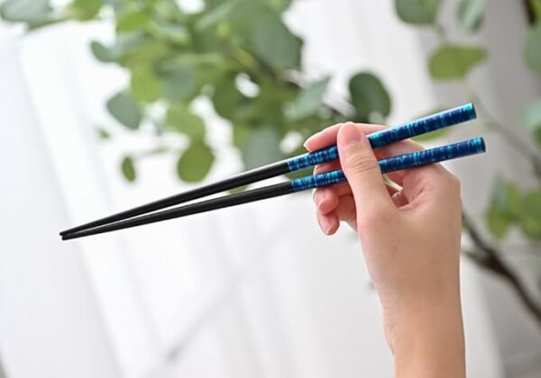 [Made in our own factory in Obama, Fukui Prefecture] [Chopsticks Factory] Dishwasher-safe Lacquered Chopsticks, Dyed Kasuri, Set of 5 - Image 6