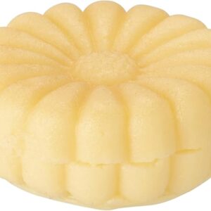 Sunmany Realistic Japanese Sweets Offerings, Easy to Make, Long-Lasting, Made in Japan, Looks Realistic, Perfect for Obon, Higan, and Grave Visits. Perfect as an offering, sweets, or Buddhist altar accessory. Modern Buddhist altar offerings, chrysanthemum monaka (Japanese wafer cakes), daily offerings, pet memorials, or a decorative addition to any space. 6.4cm diameter x 3.4cm height. [Sunmany]