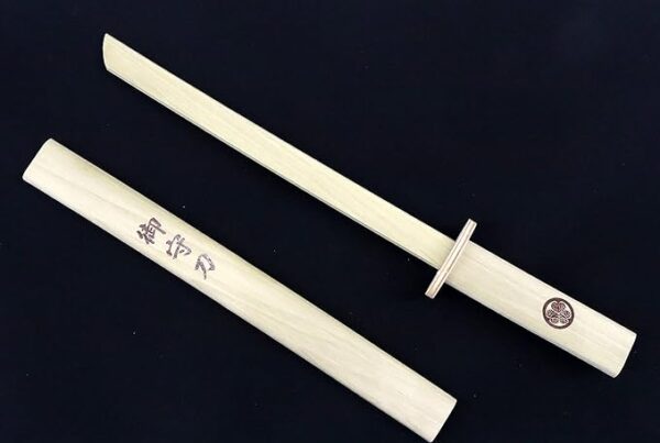 Japanese-made wooden amulet sword (small) - Image 2
