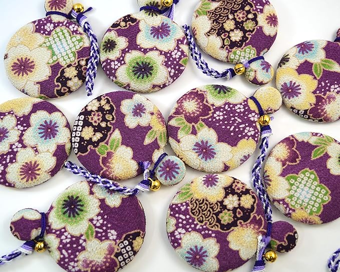 Flower Crepe Compact Mirror, Round Mirror, Japanese Pattern, Kimono Crepe (Purple) - Image 4